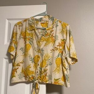 Cropped yellow tied pineapple shirt